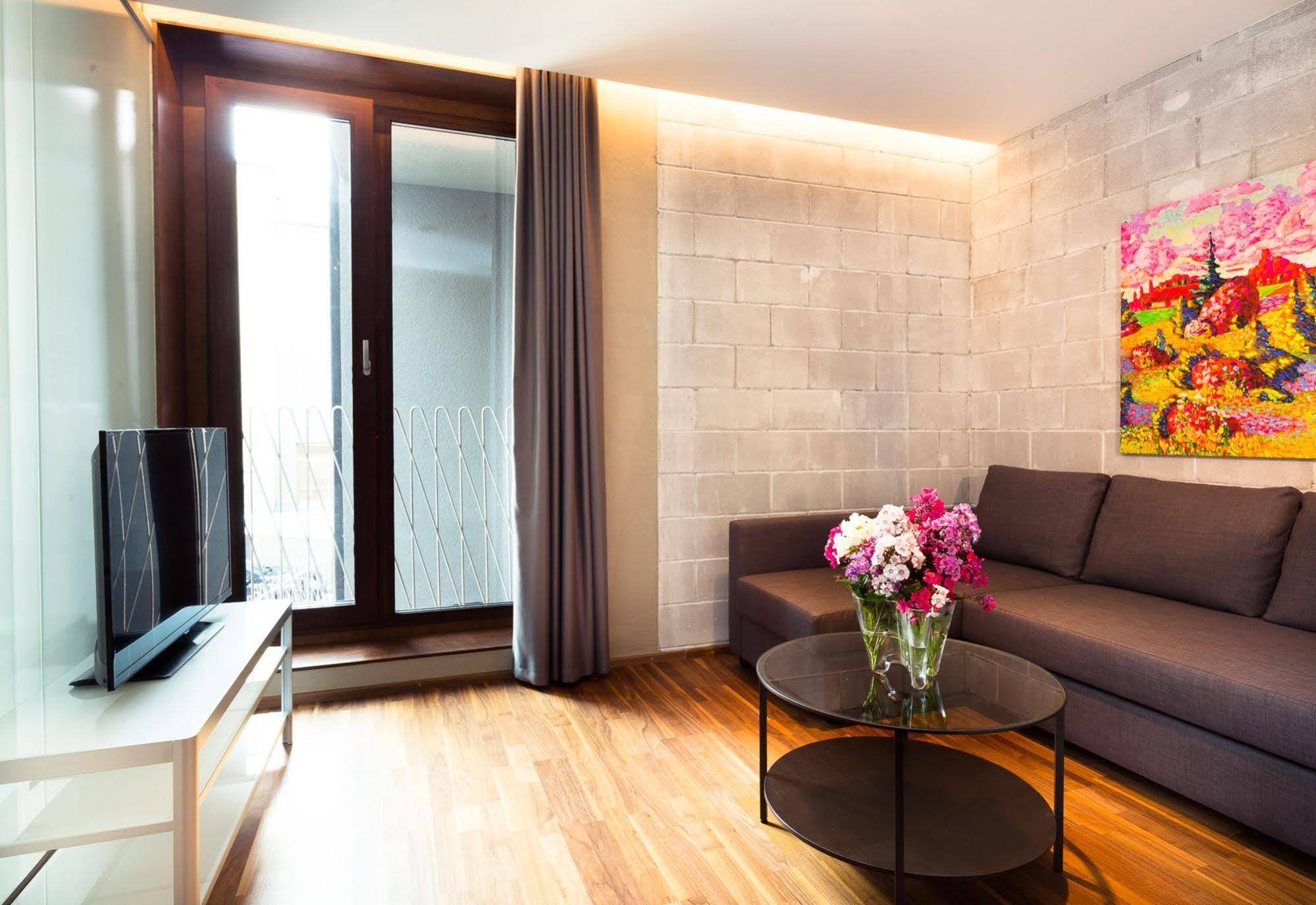 Konrad Old Town Aparthotel Тарту Екстериор снимка